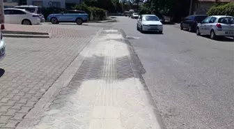 Kemer Belediyesi Yol ve Kaldırım Çalışmalarına Devam Ediyor