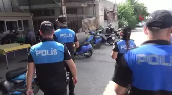 Polis 'Çocuklar boğulmasın' diye kapı kapı gezdi