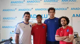 Anadolu Efes oyuncuları sağlık kontrollerinden geçti