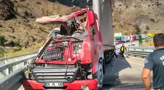 Erzurum'da tır kazası: Sürücü hayatını kaybetti