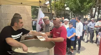 Afyonkarahisar'da İmaret Camisi'nde Yemek İkramı Etkinliği