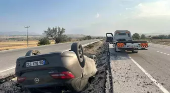 Burdur-Fethiye karayolunda otomobil takla attı: 5 yaralı