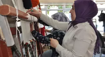 Kars Aile Destek Merkezinde Kadın Kursiyerler Meslek Öğreniyor