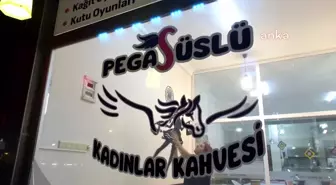 Balıkesir'de Kadınlar Kahvehanesinde Su Kabağı İşleme Atölyesi