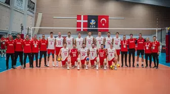 A Milli Erkek Voleybol Takımı Danimarka'ya 3-0 yenildi