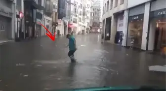 İstiklal Caddesi göle döndü