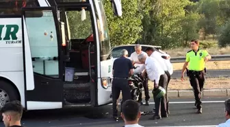 Erzincan'da otobüs-motosiklet çarpışması: 1 ölü