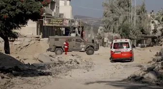 İsrail'in Batı Şeria'ya düzenlediği saldırılar bölgenin yeniden kontrolüne girmesini hedefliyor