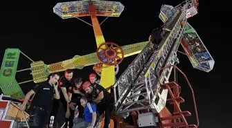 Kahramanmaraş'ta Lunaparkta Asılı Kalan 23 Kişi Kurtarıldı