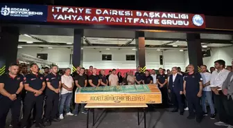 Kocaeli'de Motosiklet ve Hafif Ticari Araç Çarpışması: 1 Ölü, 2 Yaralı