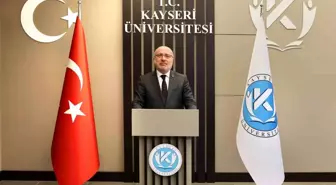 KAYÜ Rektörü Prof. Dr. Kurtuluş Karamustafa, Zafer Ayını Kutladı