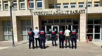 Artvin'de uyuşturucu ticareti yapan baba ve oğul tutuklandı