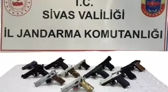 Sivas İl Jandarma Komutanlığı Düğünlerde Havaya Ateş Edenlere Cezaları Kesti