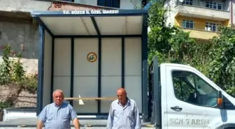 Düzce'de Köylere Otobüs Durağı ve Bank Teslim Edildi