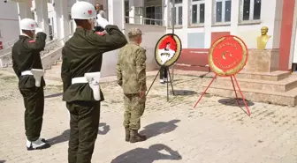 Yüksekova'da Zafer Bayramı töreni düzenlendi