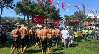 Bahçelievler'de Geleneksel Kocasinan Yağlı Güreşleri Başladı