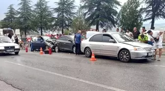 Denizli'de Zincirleme Trafik Kazası: 5 Yaralı