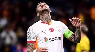 Galatasaray'a Icardi şoku! Sahayı takım arkadaşlarının omzunda terk etti