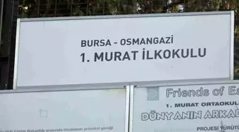 Bursa'da veliler, yıkılan okulun yerine yeni okul yapılması talebiyle eylem yaptı