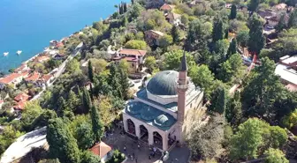 Alanya'daki Süleymaniye Camii, turistlerin ilgisini çekiyor