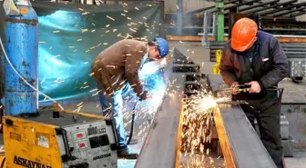 Türkiye ekonomisi ikinci çeyrekte yüzde 2,5 büyüdü