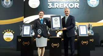 VakıfBank Kadın Voleybol Takımı, Guinness Dünya Rekorları'na 3. kez girdi