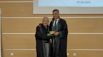 Konya Barosu, 40. ve 50. yılını dolduran avukatlara ödül töreni düzenledi