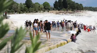 Pamukkale'yi Ziyaret Eden Turist Sayısı Yüzde 12 Arttı