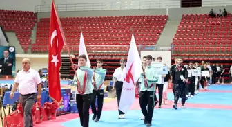 Türkiye Ümitler Tekvando Şampiyonası Konya'da Başladı