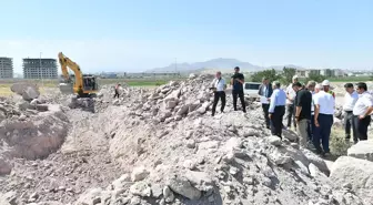 Büyükşehir Belediye Başkanı Memduh Büyükkılıç, KASKİ Genel Müdürlüğü'nün Kanalizasyon Altyapı Çalışmalarını İnceledi