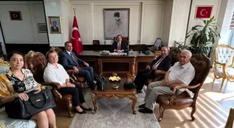 Tekirdağ İl Sağlık Müdürlüğü Halk Sağlığı Hizmetleri Başkanı Hacı Bayram Zengin, Süleymanpaşa Kaymakamı Mustafa Güler ve Tekirdağ Namık Kemal Üniversitesi Rektörü Mümin Şahin'i ziyaret etti