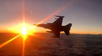 MSB, Türk Silahlı Kuvvetleri'nin bölücü terör örgütüne yönelik hava harekatının görüntülerini paylaştı