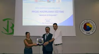 Van Ticaret Borsası ve DAKA Kadın Girişimcilere Eğitim Programı Düzenledi