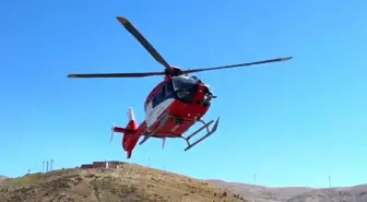 Bitlis'te Dağ Yamacında Kaza: Vatandaş Ambulans Helikopterle Hastaneye Kaldırıldı