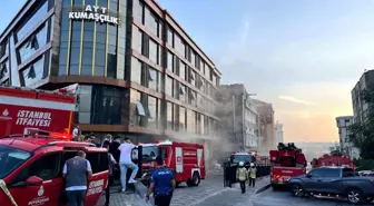 İstanbul Güngören'de Kumaş İmalathanesinde Yangın Çıktı