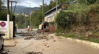 Sinop'un Gerze ilçesinde sağanak nedeniyle yollarda hasar oluştu