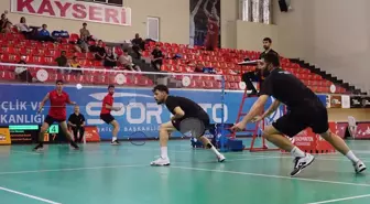 Büyükler Türkiye Badminton Şampiyonası Kayseri'de Düzenlendi