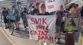 İsveç'te İsrail'in Gazze'ye saldırıları protesto edildi