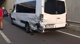 Edirne'de minibüs ile otomobil çarpıştı: 1 yaralı