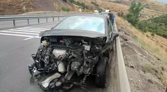 Erzurum'da yağmur nedeniyle kaza: Sürücü hafif yaralandı