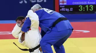 İbrahim Bölükbaşı Paris 2024 Paralimpik Oyunları'nda altın madalya kazandı