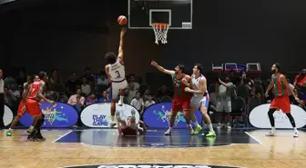 Karşıyaka, Anadolu Efes'i 83-78 yenerek turnuvaya galibiyetle başladı