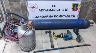 Adıyaman'da Tren Rayı Hırsızlığına Suçüstü Yakalanan 4 Şüpheli