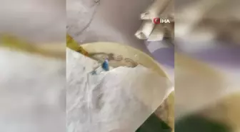 BİM'den aldığı yufkadan erimiş plastik çıktı