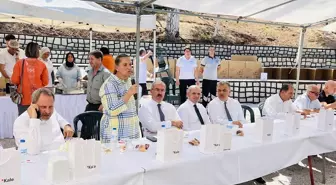 Çanakkale'de Geleneksel Hacı Fatma Bodur Hayrı Düzenlendi