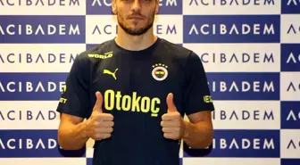 Fenerbahçe'nin yeni transferi Filip Kostic sağlık kontrolünden geçti