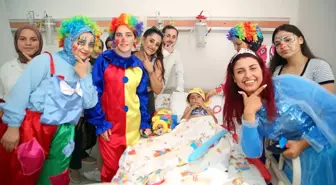 HMKÜ Hastanesi'nde Çocuklara Moral Etkinliği