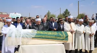 Narin'in tabutuna neden duvak koyuldu? 8 yaşındaki Narin'in tabutuna gelin duvağı neden koyuldu?