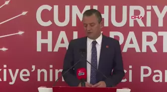 CHP Genel Başkanı Özgür Özel, mağdur ailelerle bir araya geldi