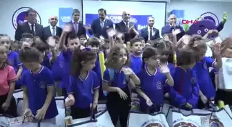 Samsun Canik Belediyesi İlkokul Birinci Sınıf Öğrencilerine Kırtasiye Seti Hediye Etti